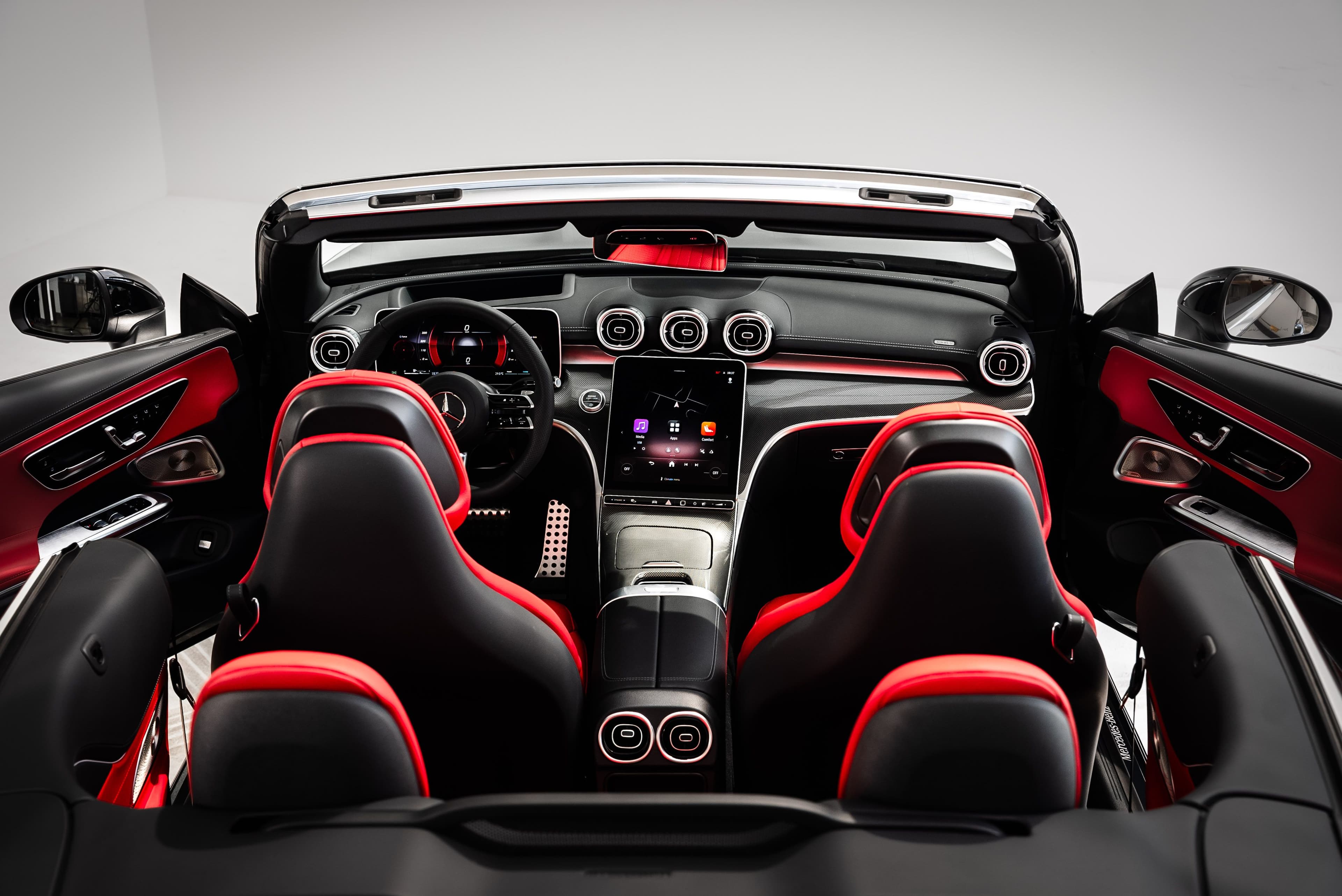 Car photo 6