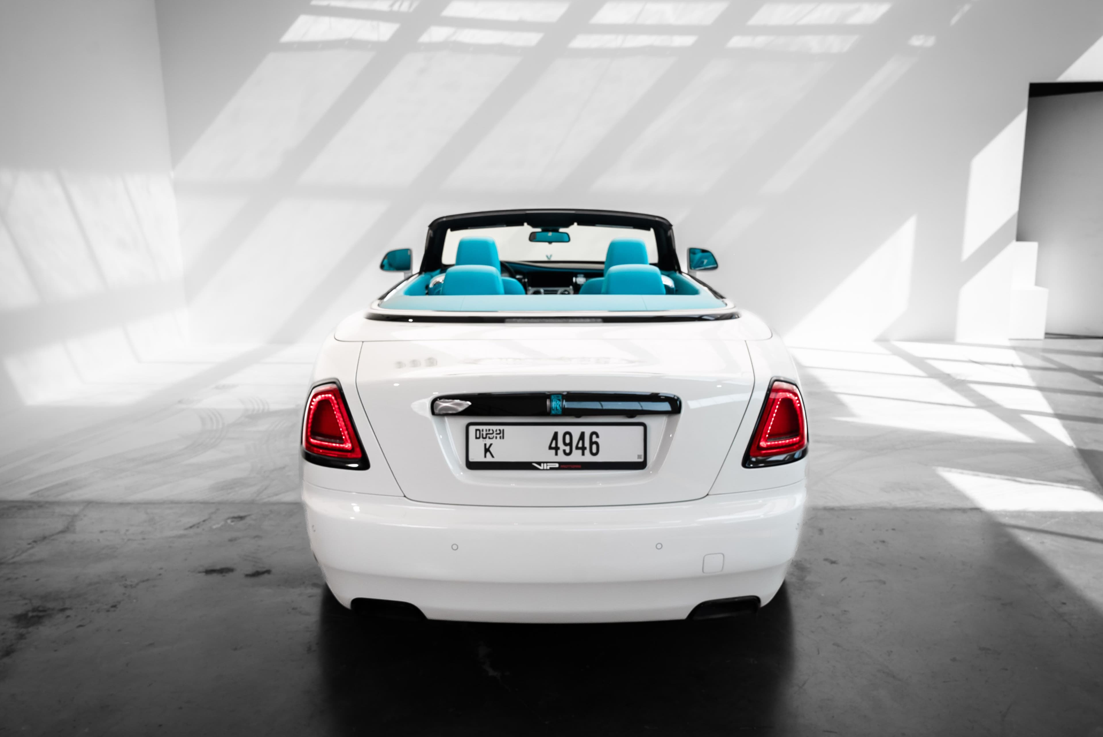 Car photo 2