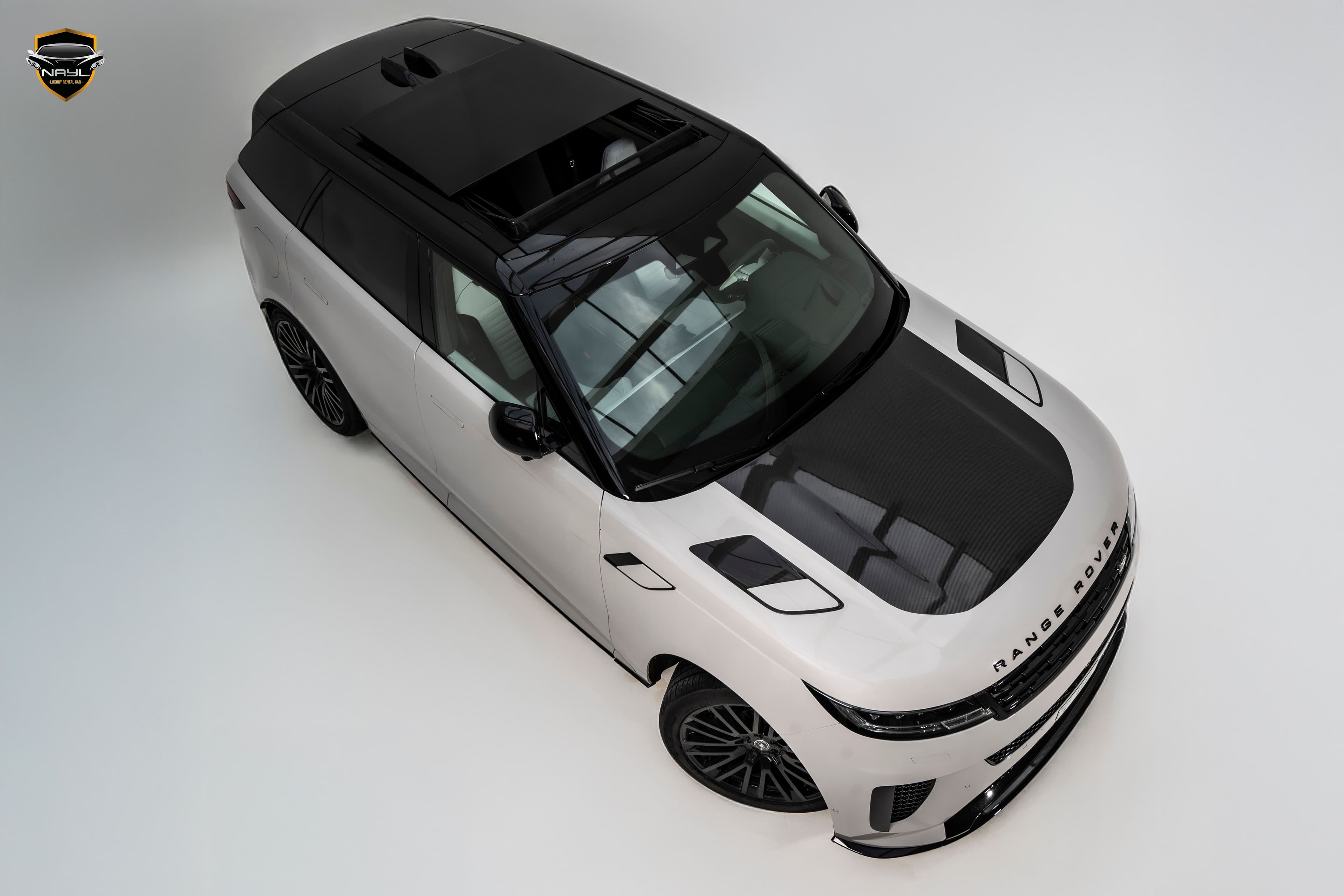 Car photo 4
