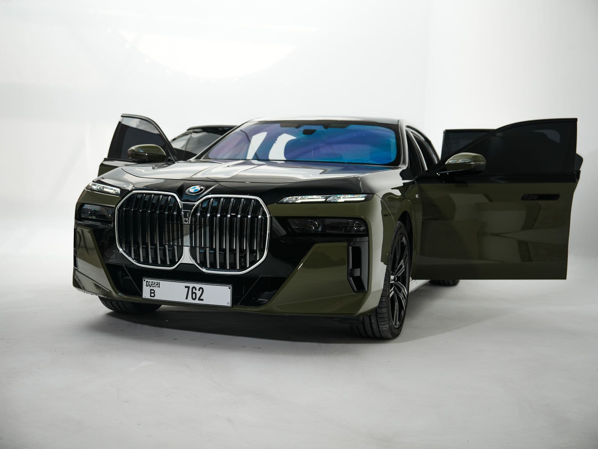 Car photo 14