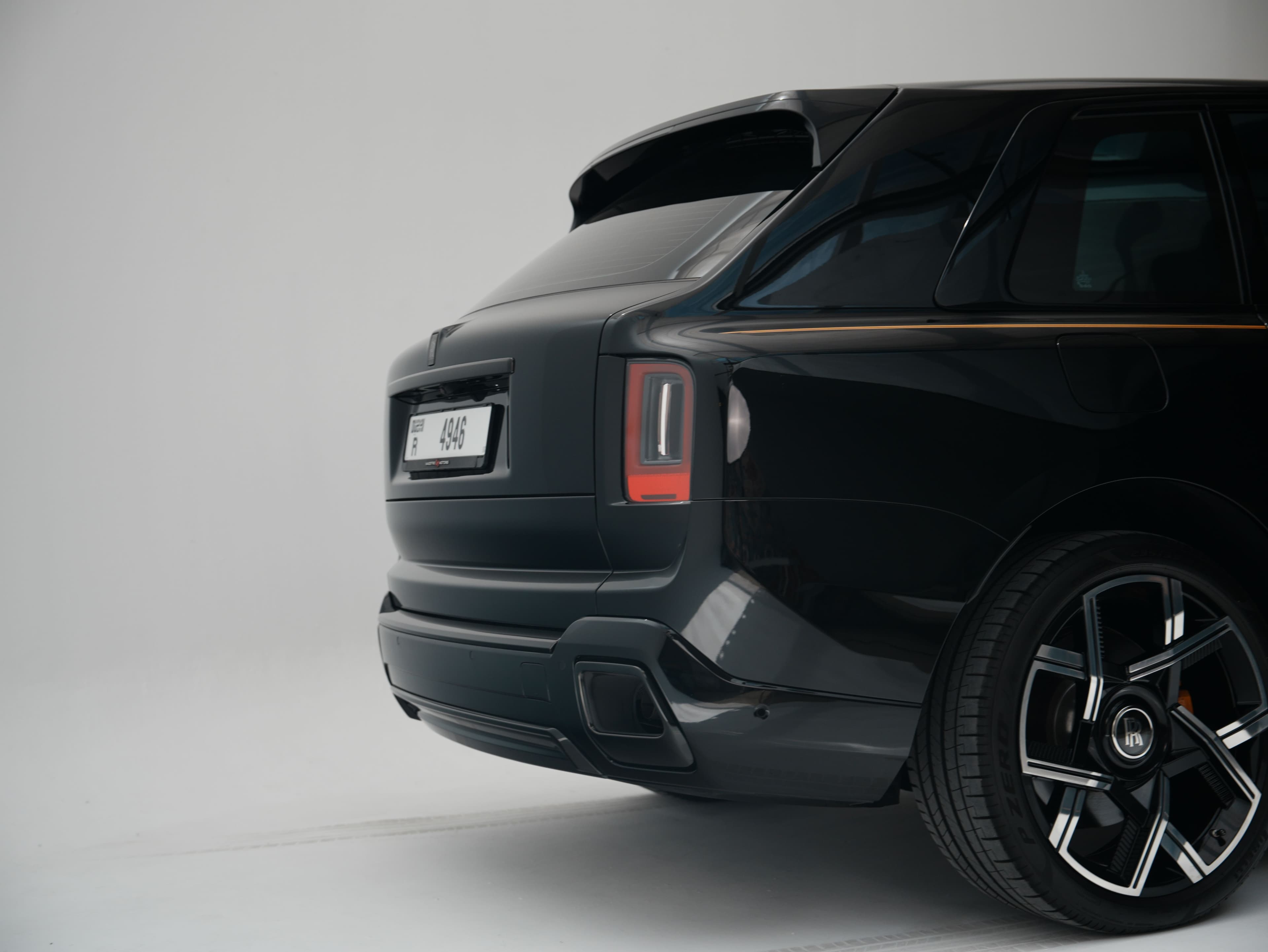 Car photo 11
